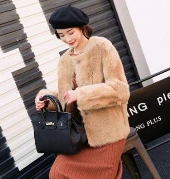  17239 托斯卡纳皮毛一体	