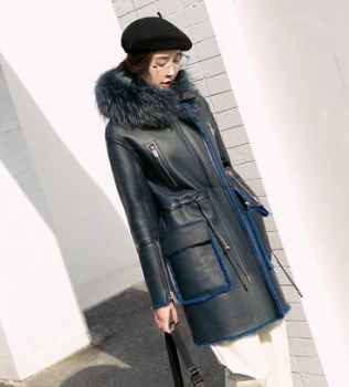  17144 澳洲羊羔毛皮毛一体夹克	