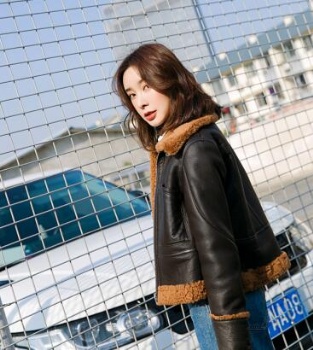  17151 澳洲羊羔毛短款皮毛一体	