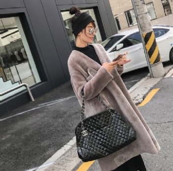  17270 美丽如皮毛一体大衣	