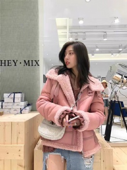 22234 Australian sheepskin coat