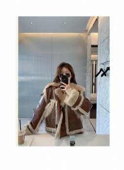  西班牙进口托斯卡纳原生态皮毛一体WZ052	