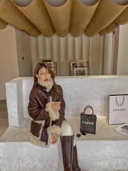  Spain-toscana-reversible-shearling-coat-YW151	