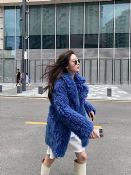 19008-Spain-toscana-shearling-coat