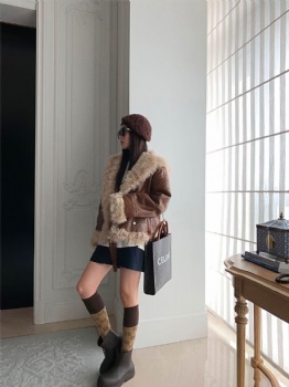  YW241- 意大利进口托斯卡纳原生态皮毛一体	