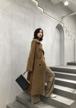  19018 西班牙提个拉多羊羔毛皮毛一体	