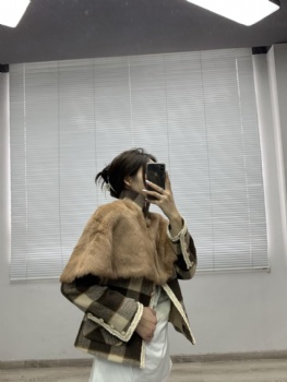  WZ006-Spain-Rabbit skins wrap	