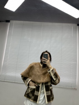  WZ006-Spain-Rabbit skins wrap	