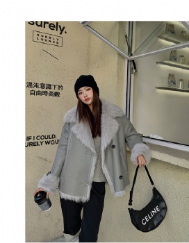  托斯卡纳天然卷毛板朝外皮毛一体中长款BK298	